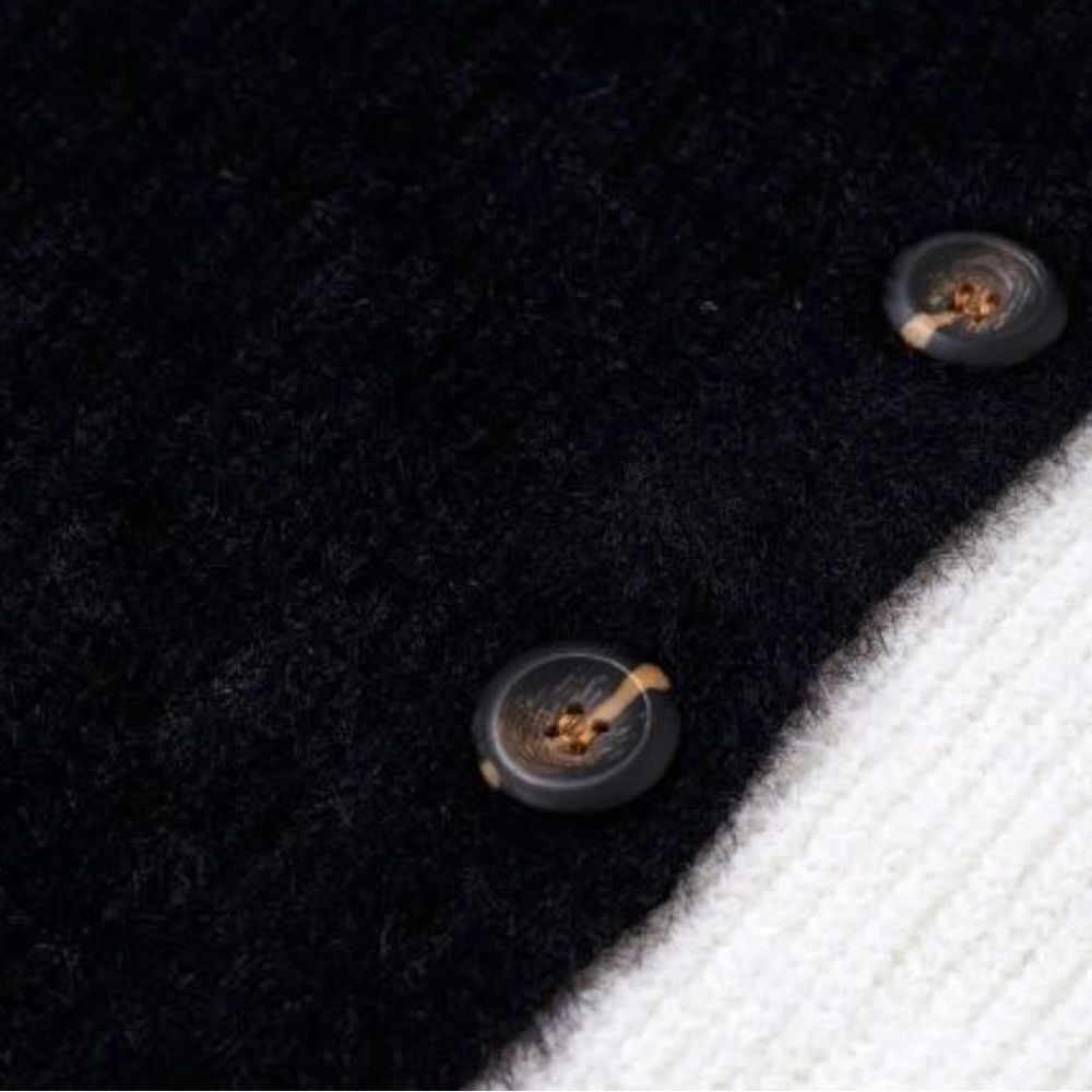 Black & White Contrast Button-Front V-Neck Cardigan NEW - Woven Right - Picture 11 of 13